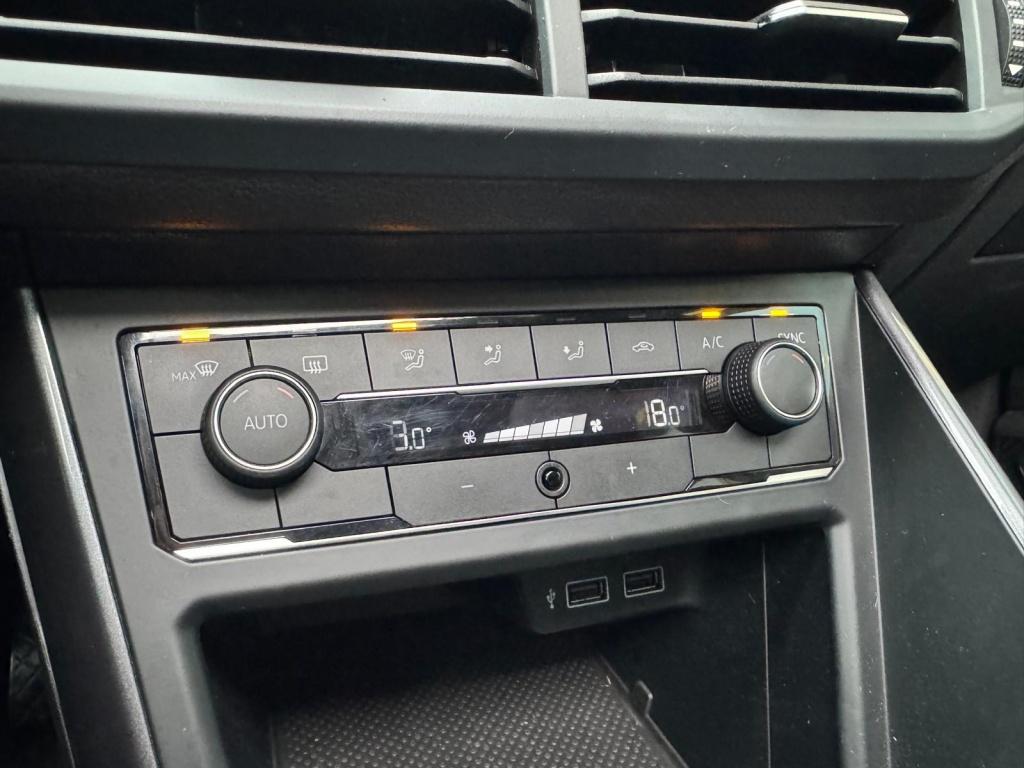 Volkswagen Polo 1.0 tsi highline - led - schuif/kantel dak - lm