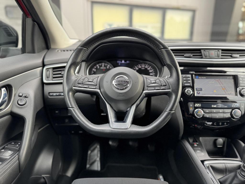 Nissan Qashqai 1.2 n-connecta design pack | trekhaak | navigatie | 360° cam