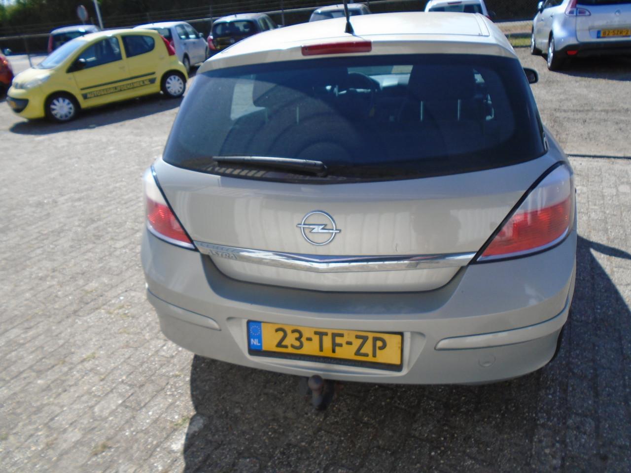 Opel Astra 1.4  APK 10-8 2027