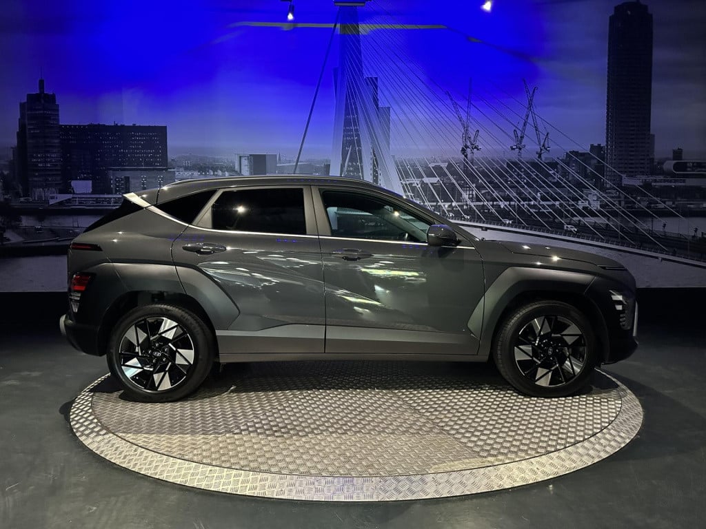 Hyundai Kona 1.6 gdi hev comfort smart *apple/android*camera*