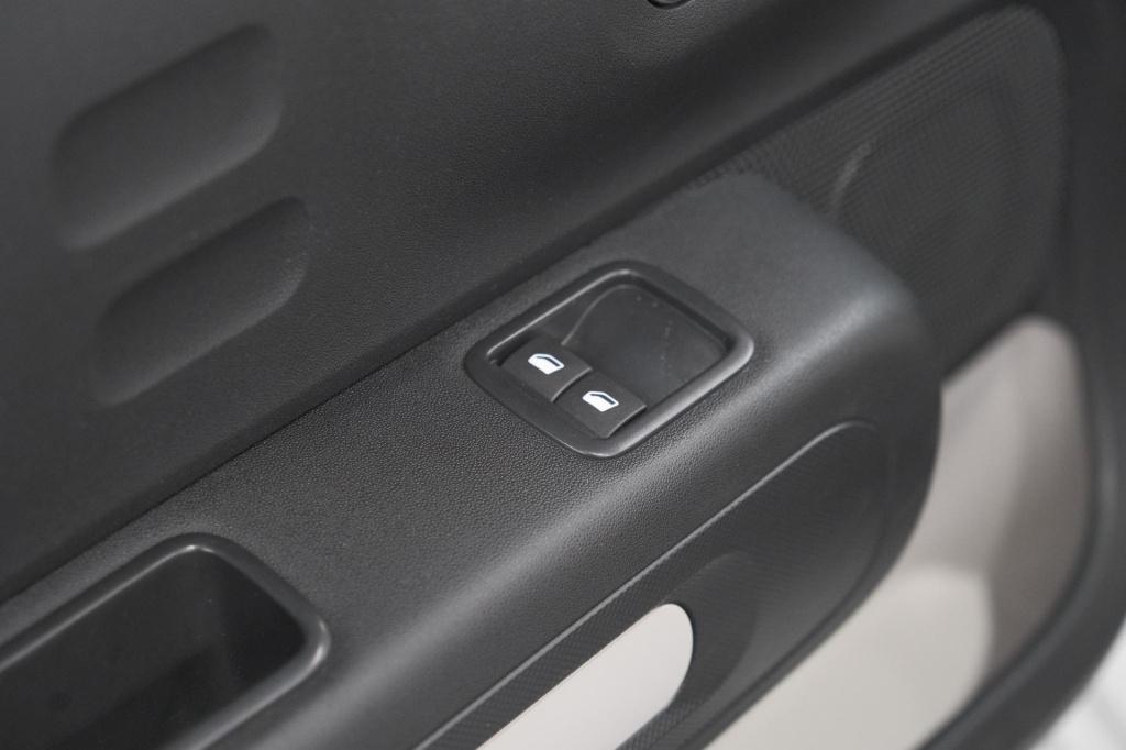 Citroen C3 puretech 82 feel edition | parkeersensoren | apple carplay | nav