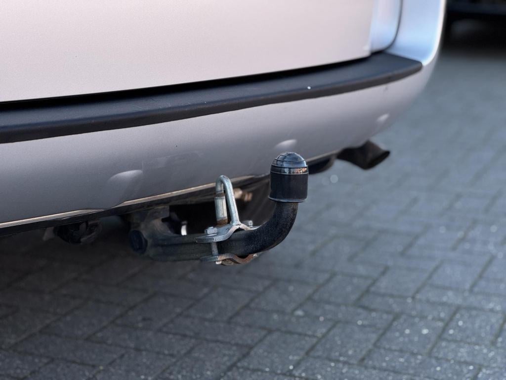 Toyota Rav4 2.0 vvti x-style 2wd incl. trekhaak!