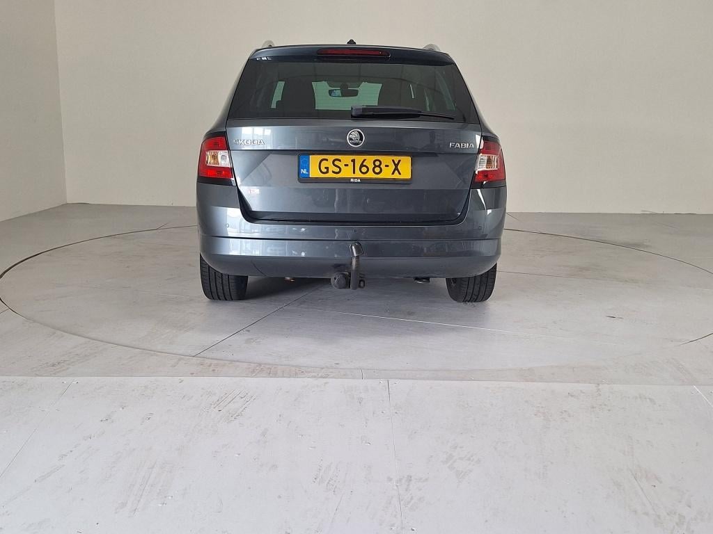 Skoda Fabia combi 1.2 tsi edition | trekhaak | stoelverwarming |