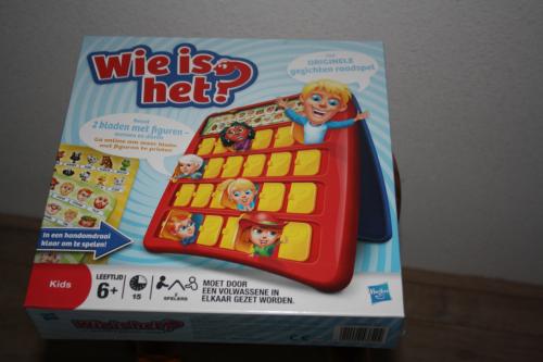 Te koop Raadspel Wie is het? - NIEUW