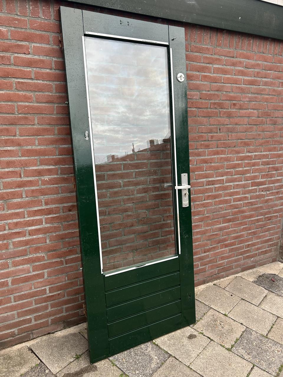 Achterdeur (B)