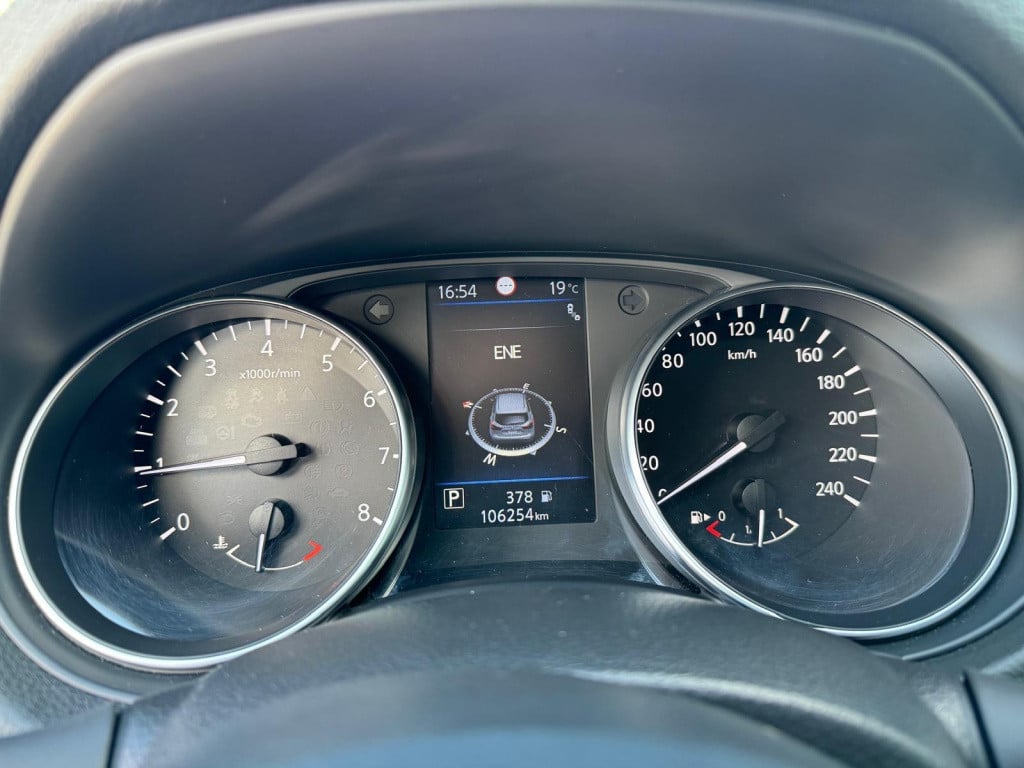 Nissan Qashqai 1.3 dig-t tekna + automaat