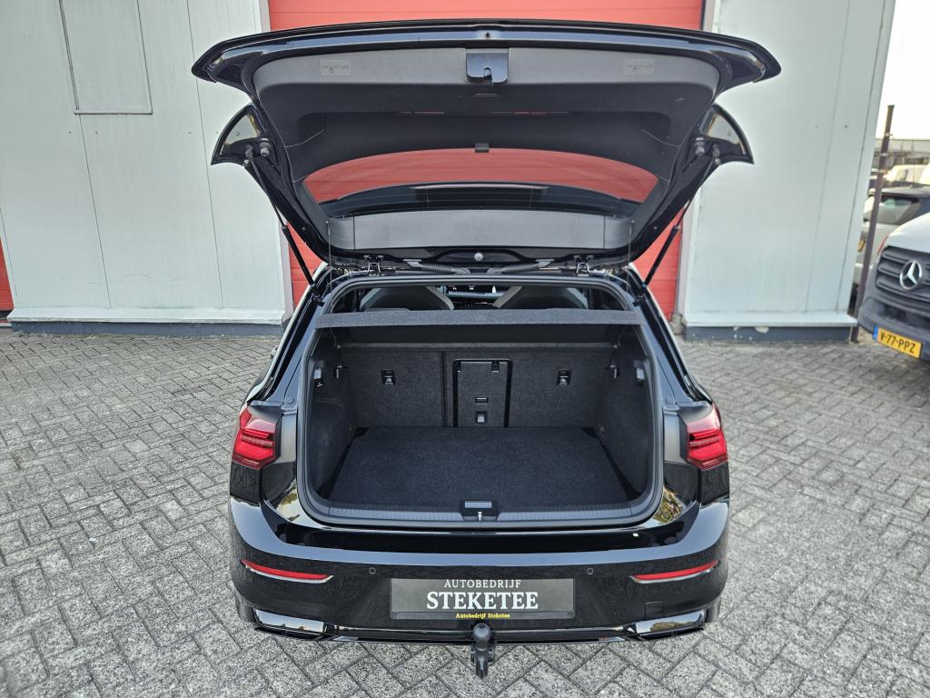 Volkswagen Golf 1.5 etsi r-line business | iq light | h/k | elek. trekhaak 