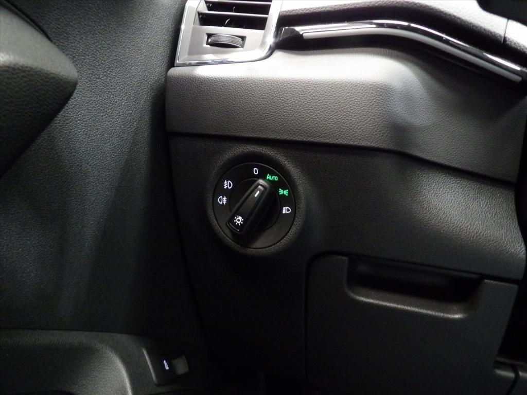 Skoda Karoq 1.5 tsi act greentech 150pk dsg-7 sportline business
