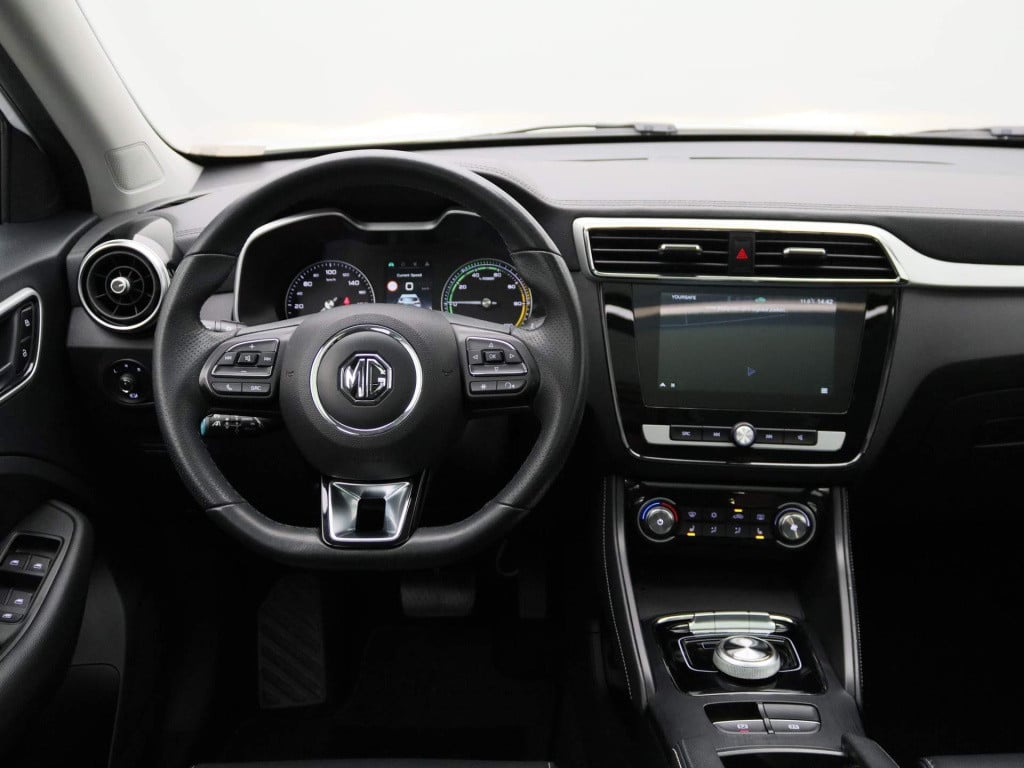MG Zs-ev mg luxury 45 kwh aut. | panoramadak | leder | navigatie | airco | 