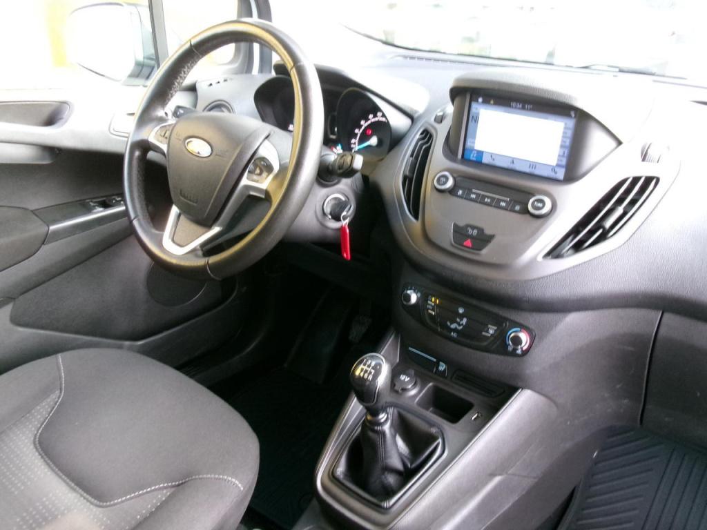 Ford Transit Courier 1.5 tdci airco, cr.contr navi, schuifd. tr.h.