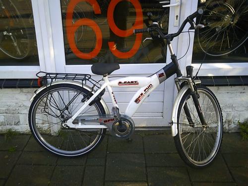 Gebruikte Bike Fun 2 Fast Jongensfiets 24" Remnaaf 1 versnelling