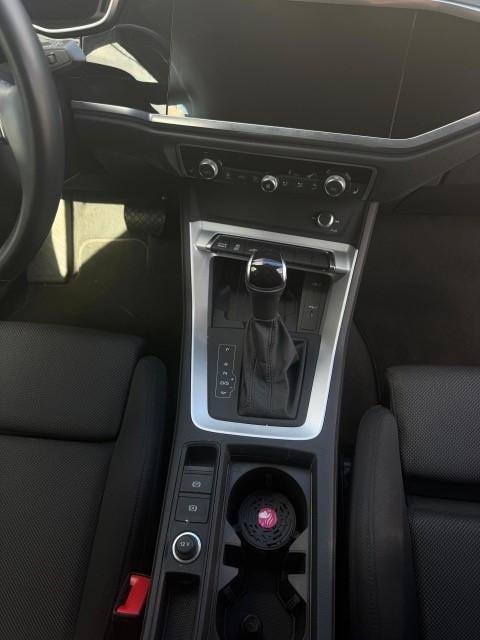 Audi Q3 45 TFSI e S edition | Stoelverwarming | Virtual cockpit/turbblauw