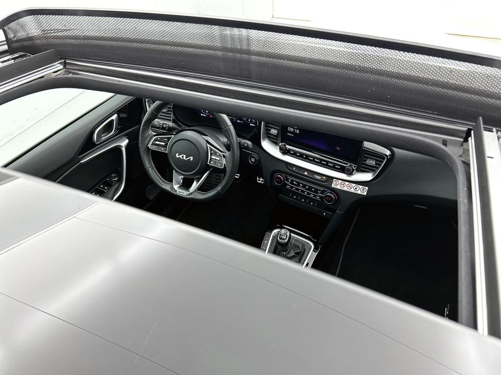 Kia Ceed Sportswagon 1.5 t-gdi gt-line | grote laadruimte | half-leder | pa