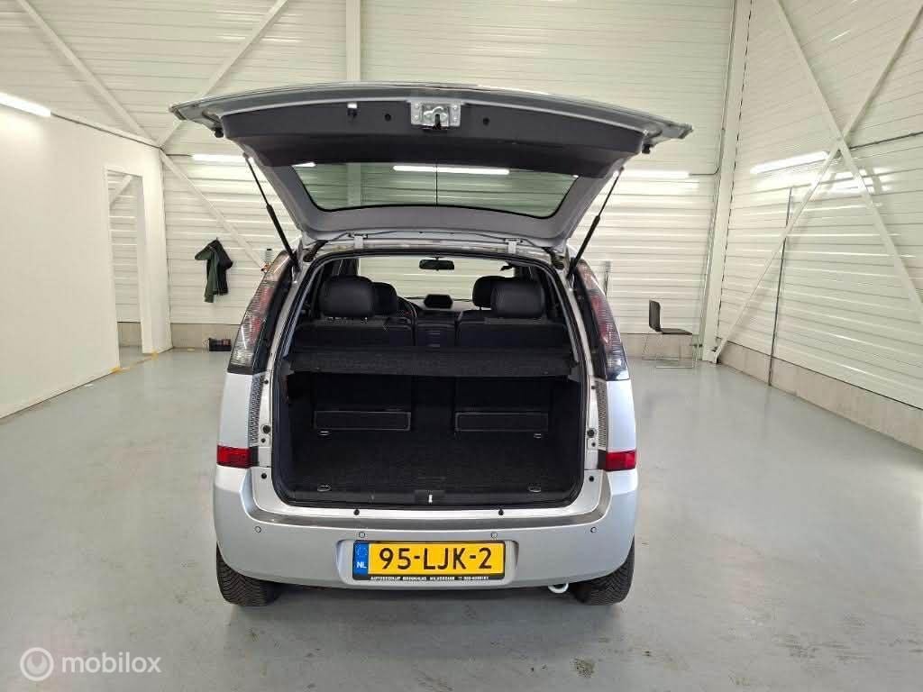 Opel Meriva 1.6-16v cosmo automaat
