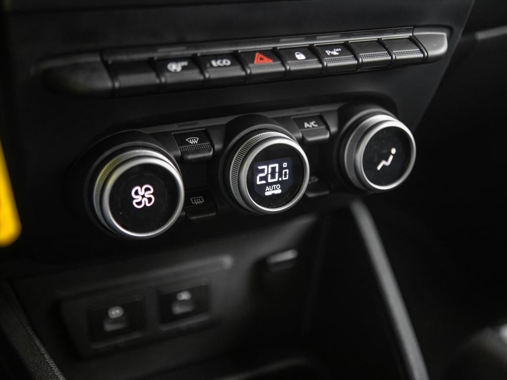 Dacia Duster 1.3 tce 150pk journey automaat | navigatie | camera | park. se