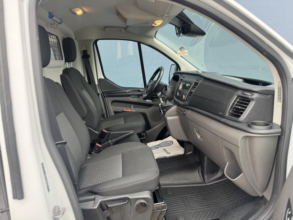 Ford Transit Custom 300 2.0 tdci l1h1 trend airco / cruise controle / n.a.p