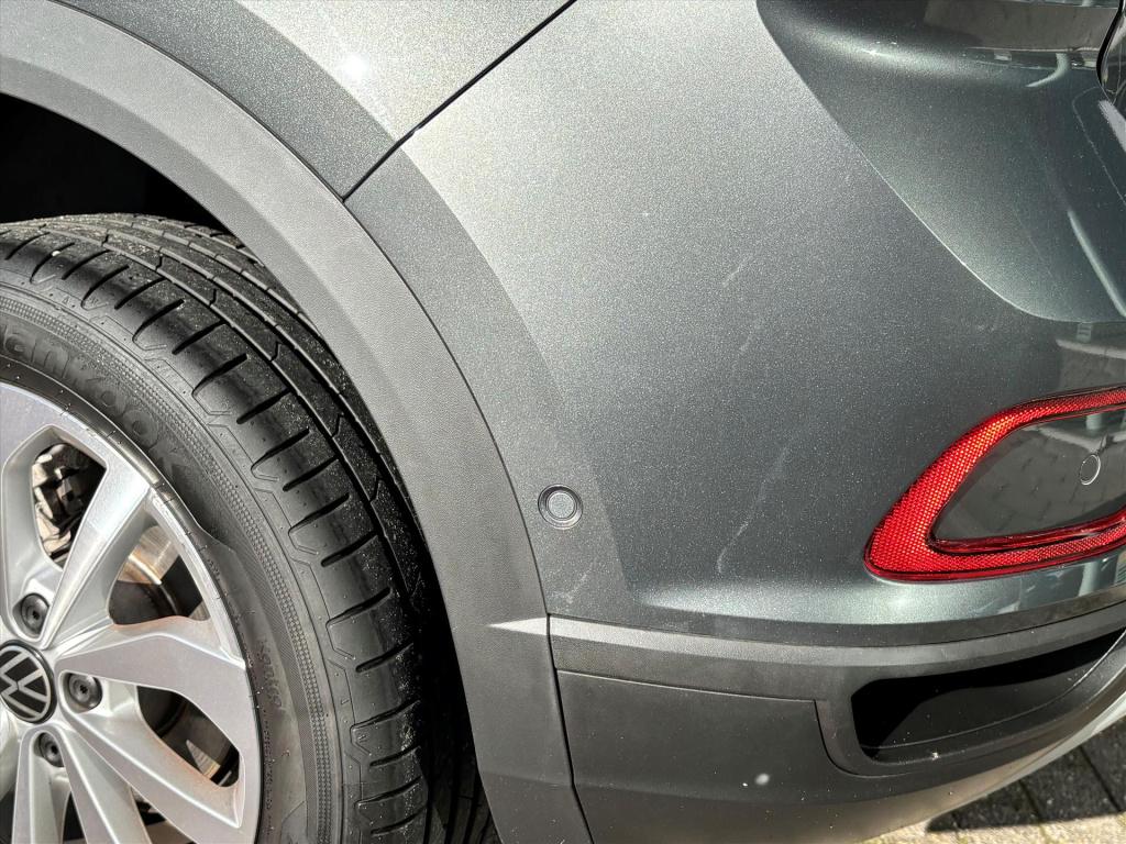 Volkswagen T-roc 1.5 tsi 150pk 7-dsg life edition| navi|carplay|autom inpar