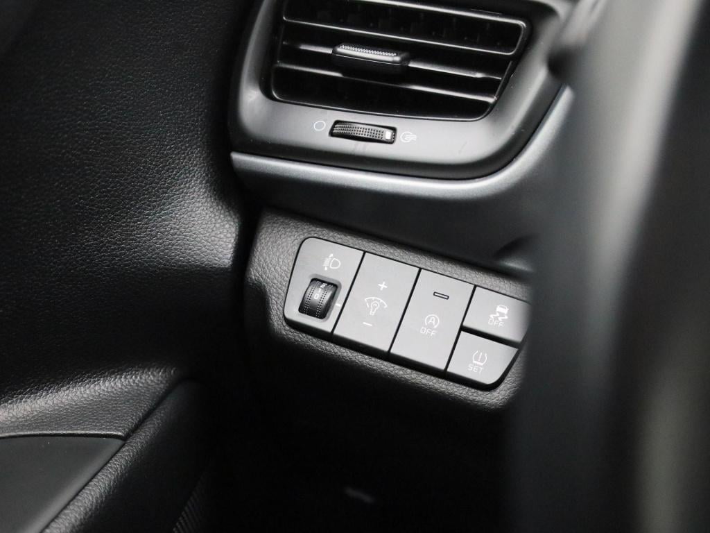 Kia Stonic 1.2 urban edition | lmv | parkeer sensoren | bluetooth | apple c