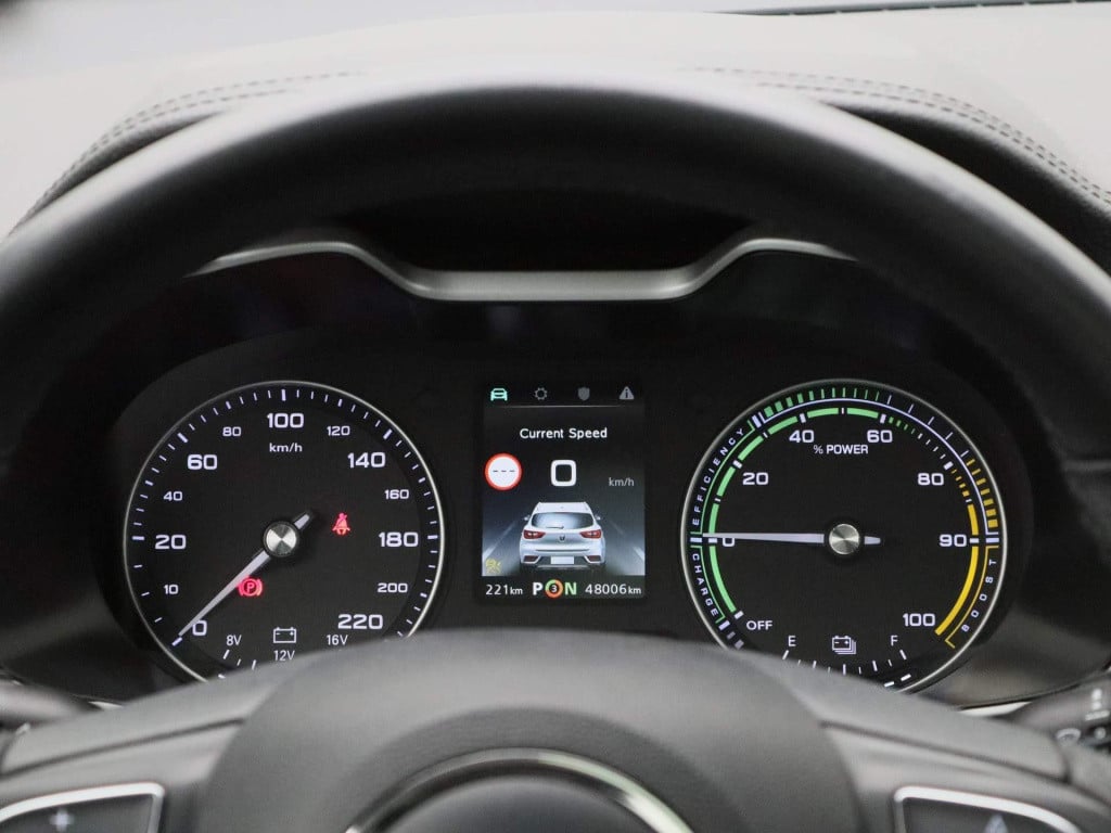MG Zs-ev mg luxury 45 kwh aut. | panoramadak | leder | navigatie | airco | 