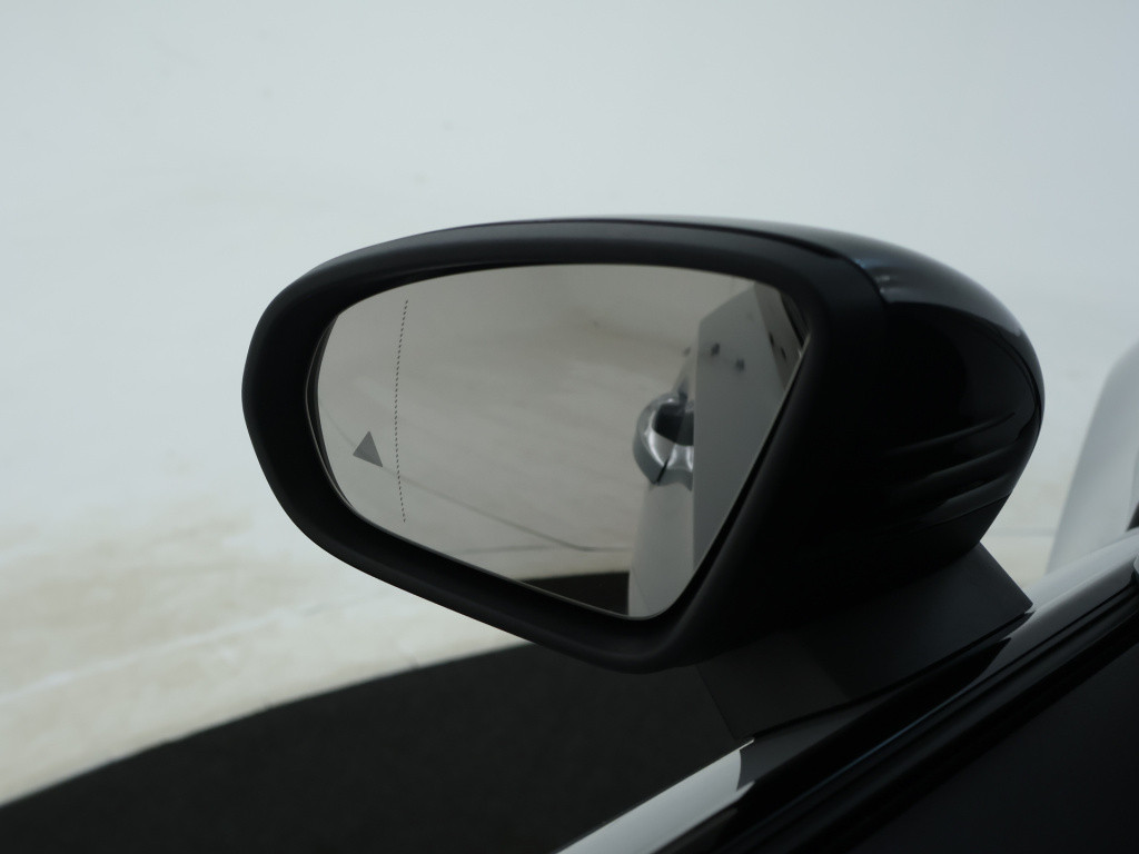 Mercedes-Benz A-Klasse 180 business solution amg | nightpakket | parkeerpak