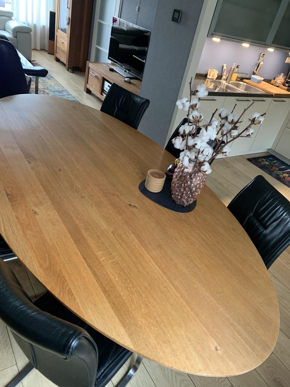 Eettafel ovaal 240cm, eventueel met 6 stoelen