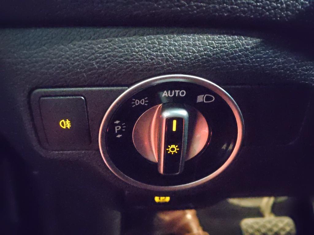 Mercedes-Benz Gla-klasse 180d ambition | automaat