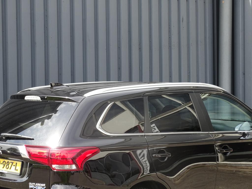 Mitsubishi Outlander 2.0 phev instyle+ schuif-/kanteldak | stoel-/stuurverw