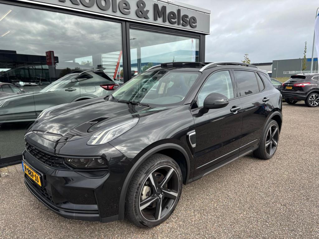 Lynk & Co 01 1.5 261pk phev , panoramadak, adaptive cc, carplay