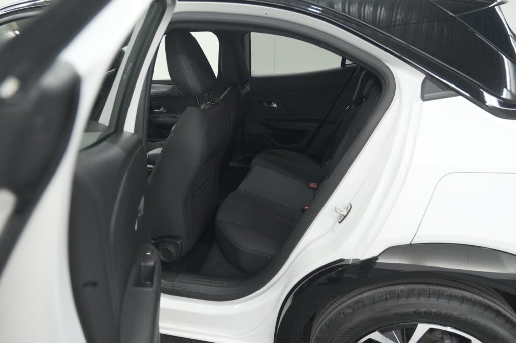 Opel Mokka turbo 130 at8 gs | nieuw model | camera | massagefunctie | apple