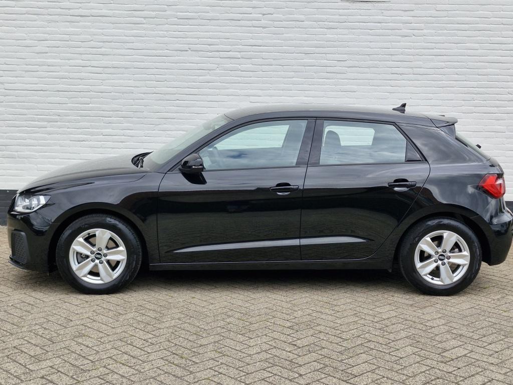 Audi A1 Sportback 30 tfsi pro line | 110 pk | parkeersesoren v+a | lane ass