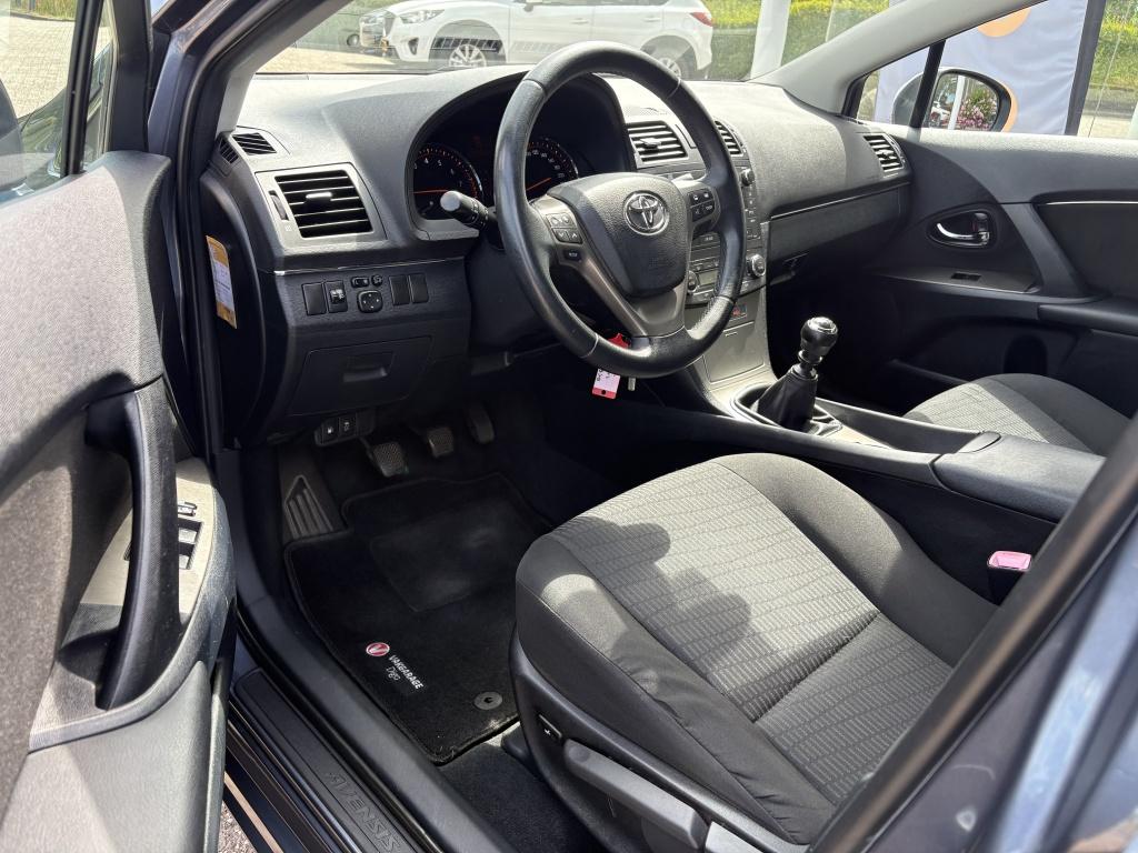 Toyota Avensis 1.8 vvti comfort