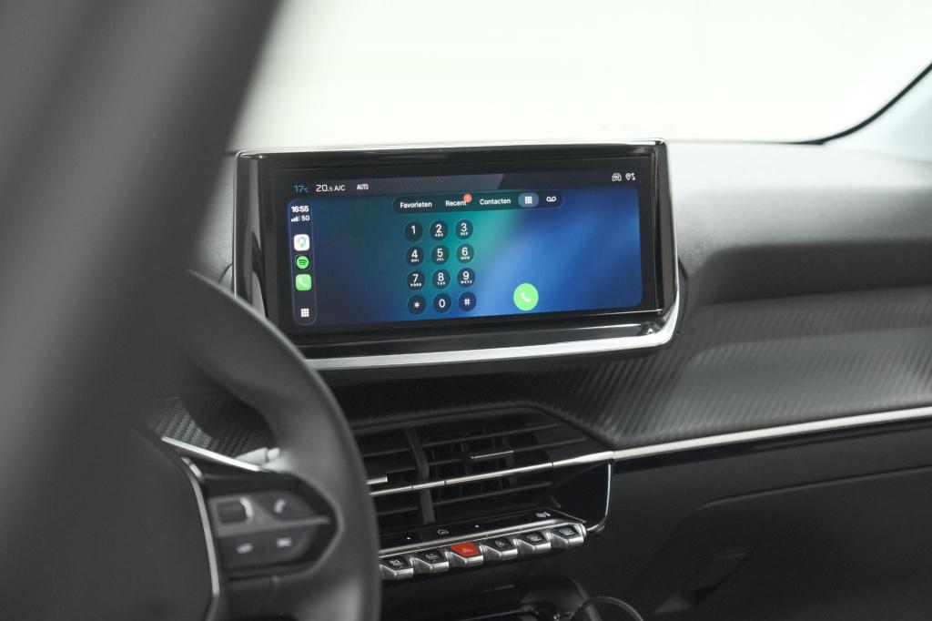Peugeot 208 puretech 100 allure | apple carplay | parkeersensoren | climate