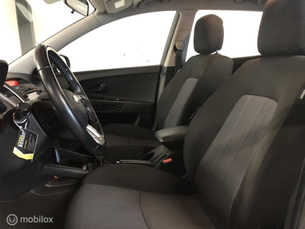 Kia Cee'd sporty wagon 1.4 cvvt navigator plus pack