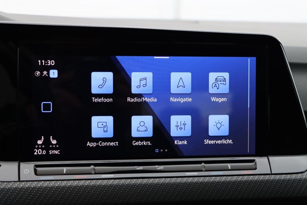 Volkswagen Golf 1.5 etsi r-line | 130pk | dsg7