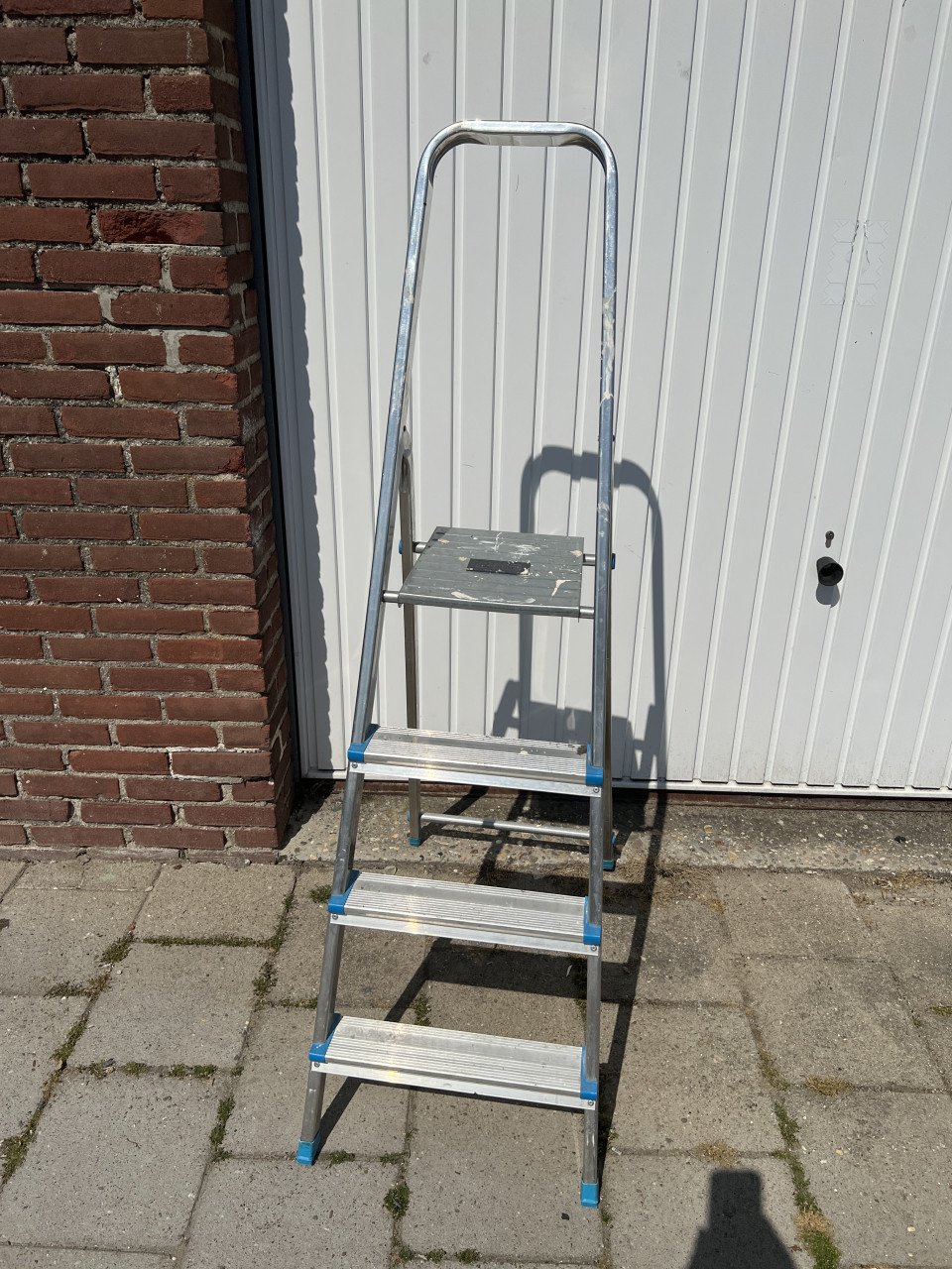 Nieuwe aluminum Huishoudelijke trap van GAMMA lichtgewicht en stevig