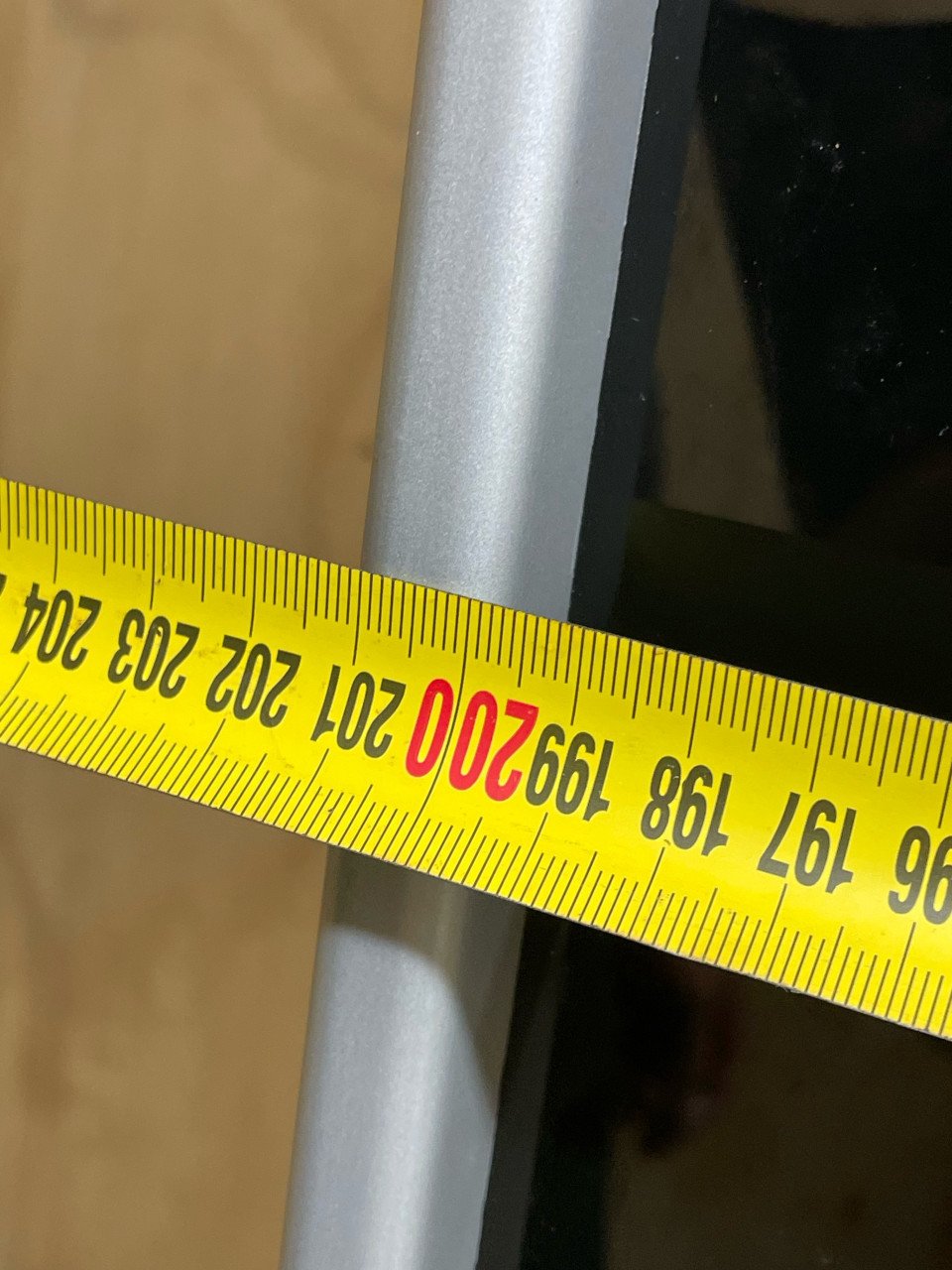 Grote kledingkast met dubbele schuifdeur
