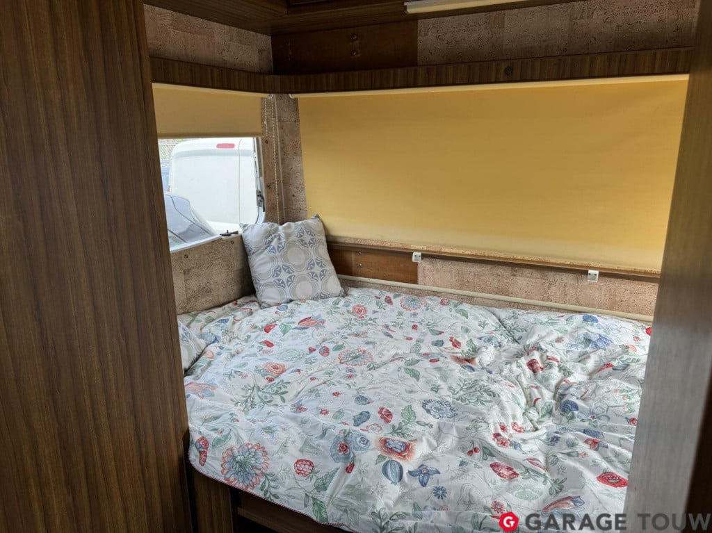 Bedford Onbekend cf 250 camper volvo 6 cil diesel 5-bak