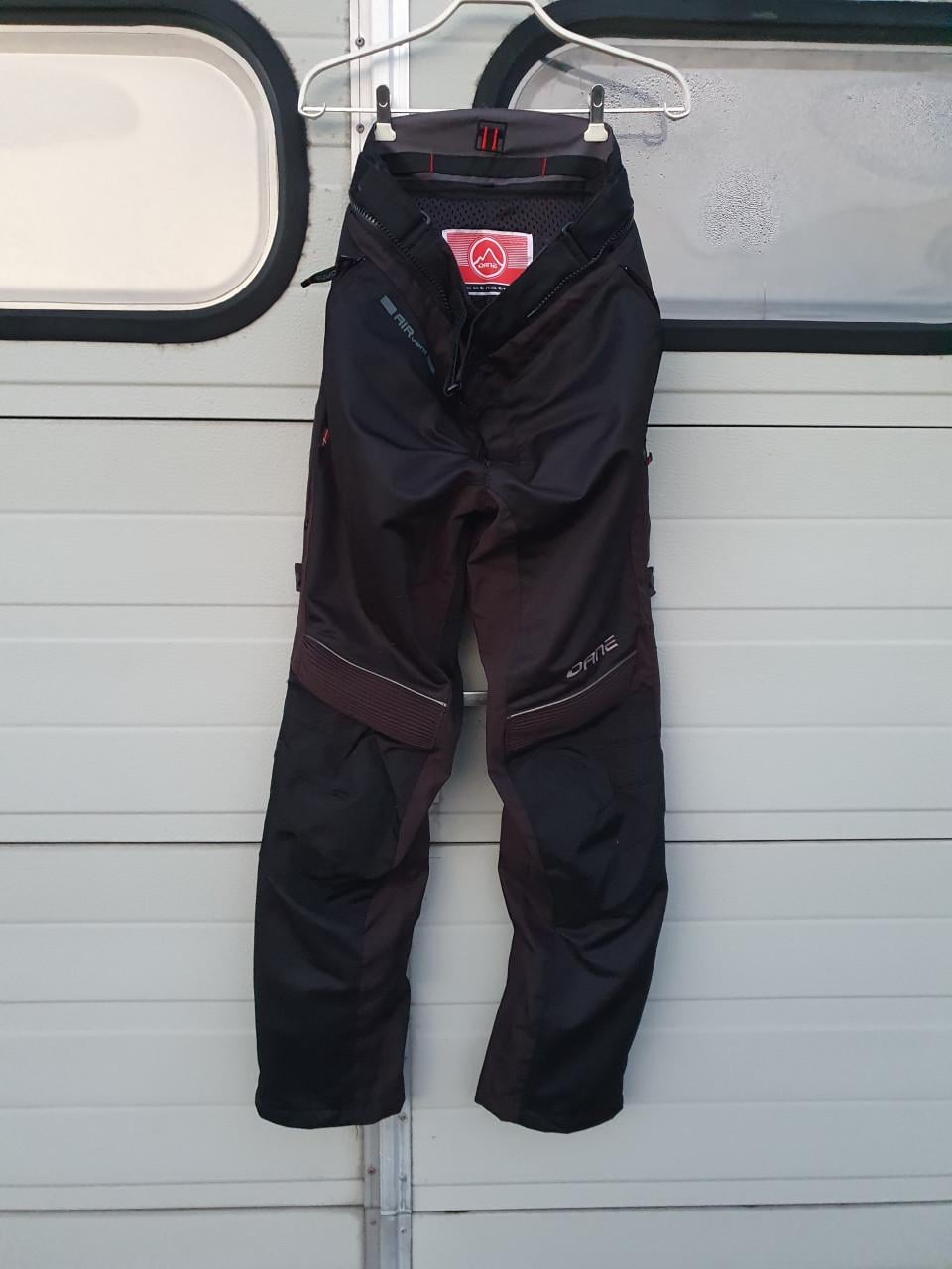 Motorjas Difi en broek van Dane