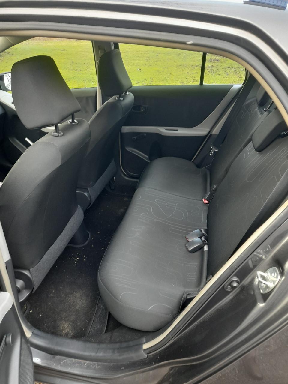 Prima Toyota Yaris - Euro 3,750,=