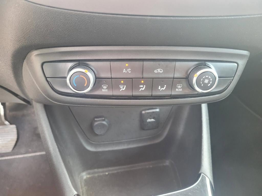 Opel Crossland X 1.2 innovation