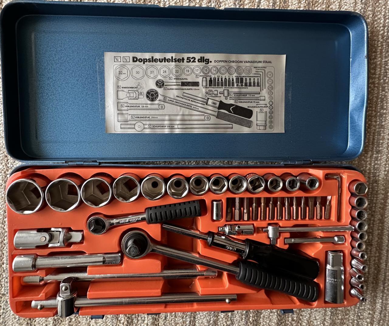 NIEUWE52 DELIGE DOPSLEUTELSET MET BITJES.