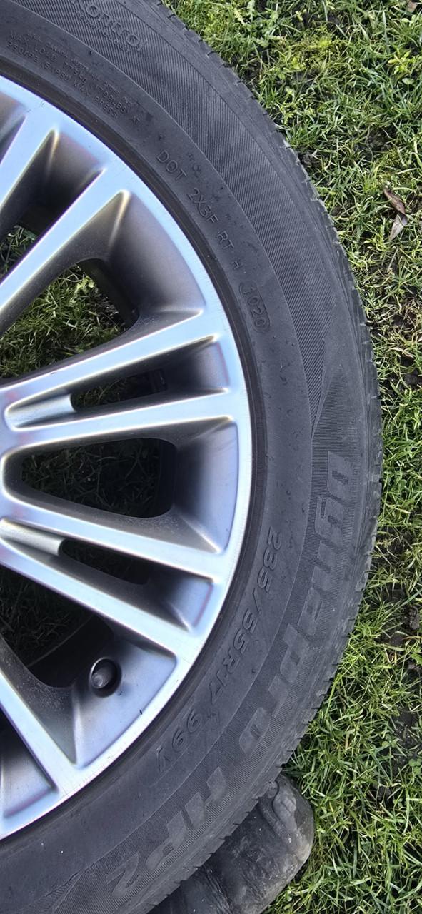 Ford velgen met all season banden 235/55R17