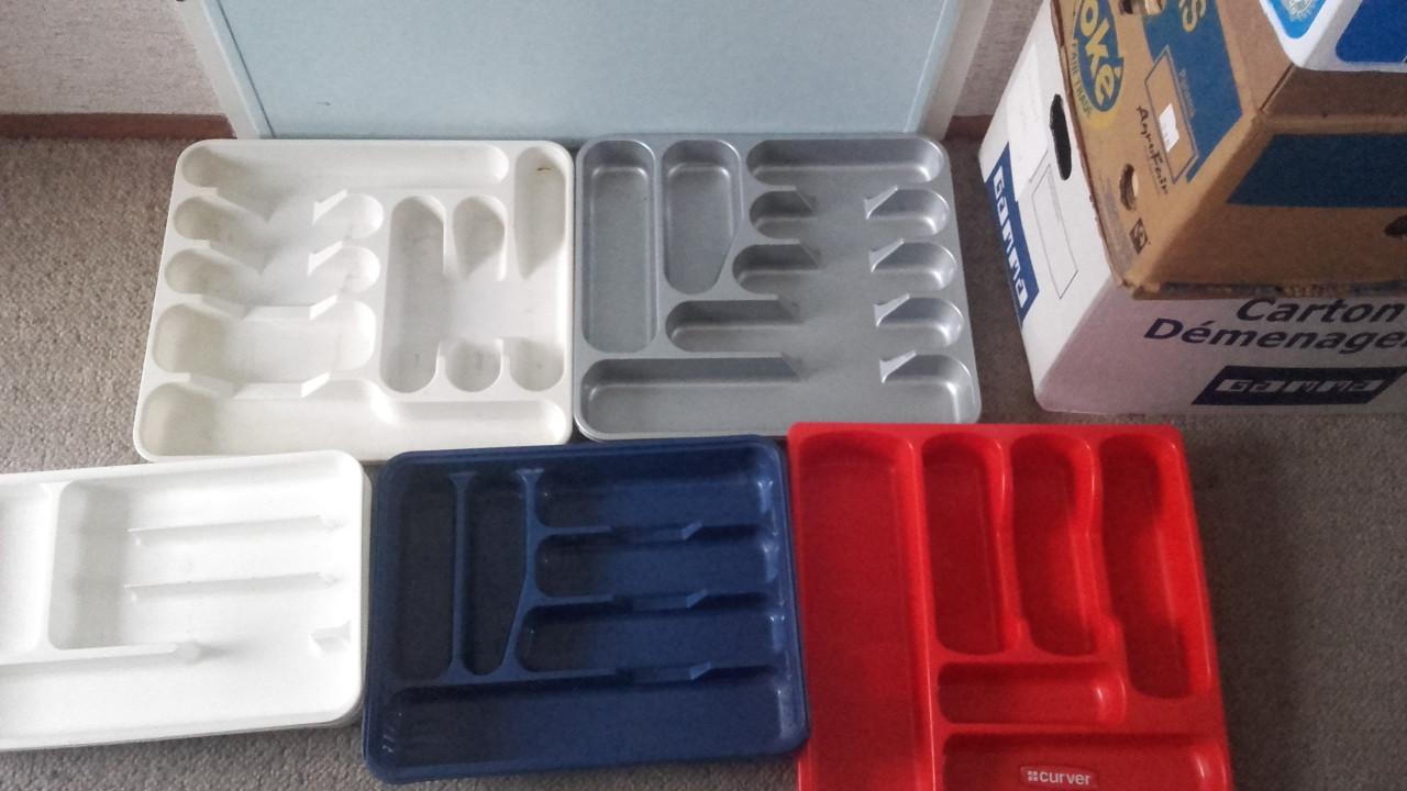 Grote partij kunststofspullen