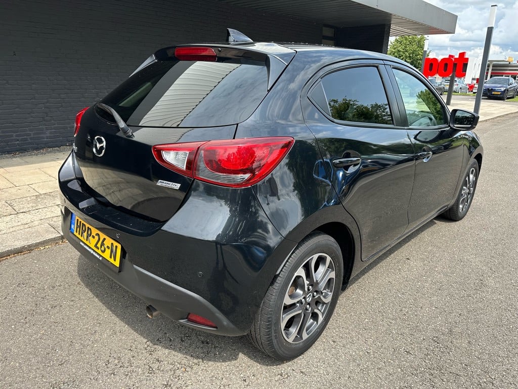 Mazda 2 1.5 skyactive - gt // cruise, navi, stoelverwarming //