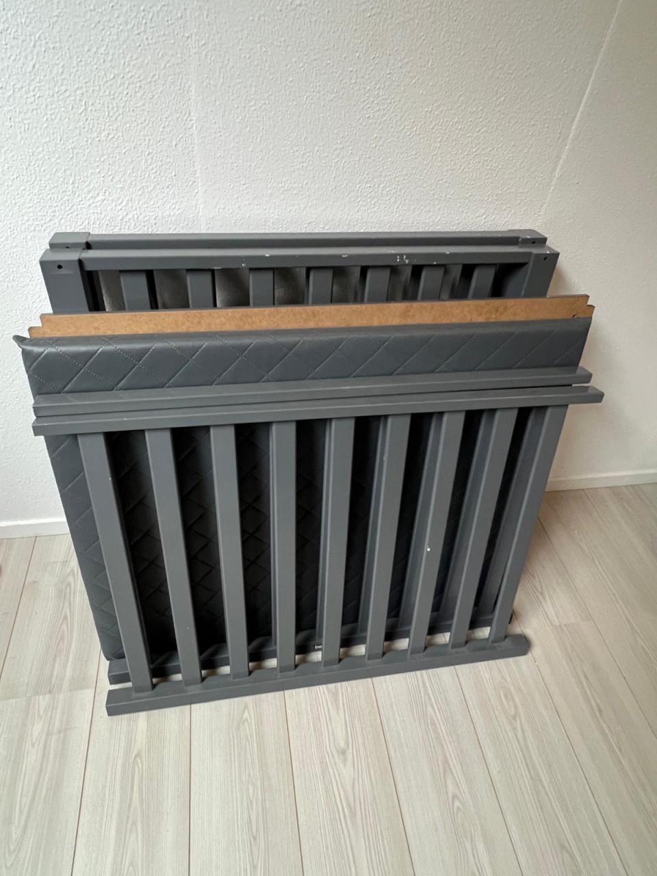 Mooie vierkante Bopito box in antraciet – compleet voor €25!