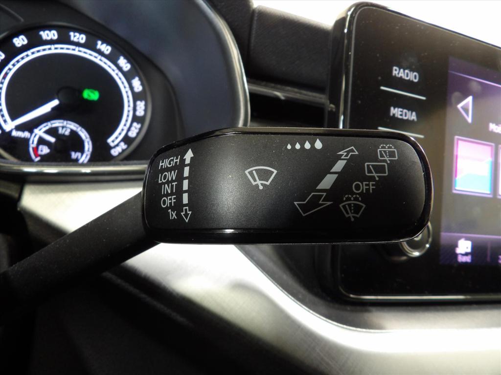 Skoda Kamiq 1.0 tsi greentech 110pk dsg-7 tour