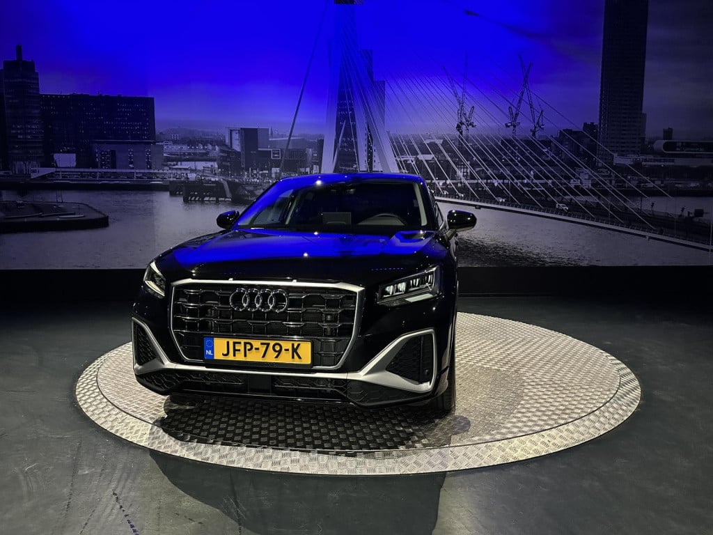 Audi Q2 35 tfsi s edition *navi*appconnect*camera*
