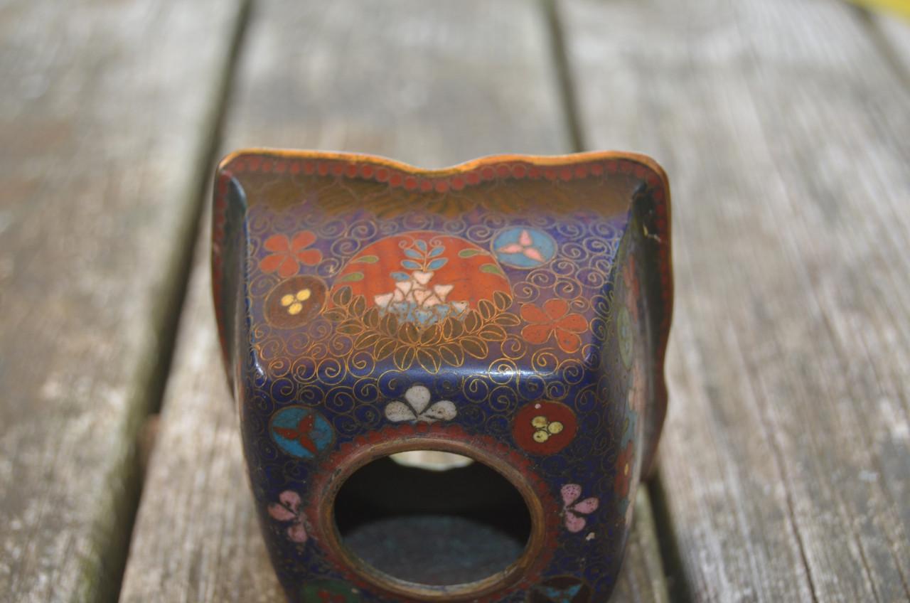 Cloisonné inktpothoudertje in goede staat.