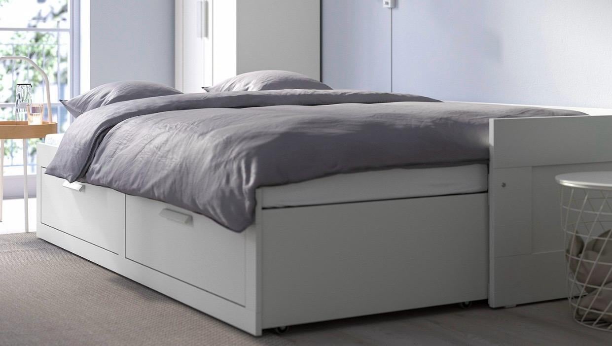 Ikea Brimnes een persoonsbed met logeer/uitschuifbed