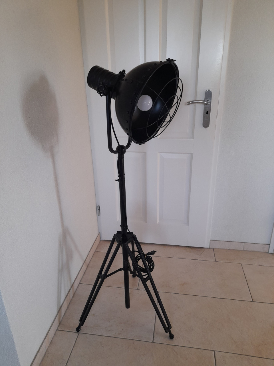 Super gave metale industriele Vloer lamp (in goede nette staat )